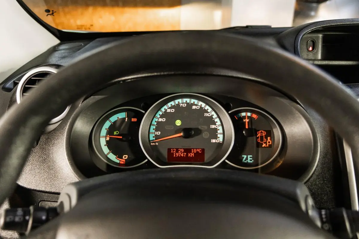 Renault Kangoo Z.E. 33 KW - IVA DEDUTIVÉL - BATERIAS PRÓPRIAS 25