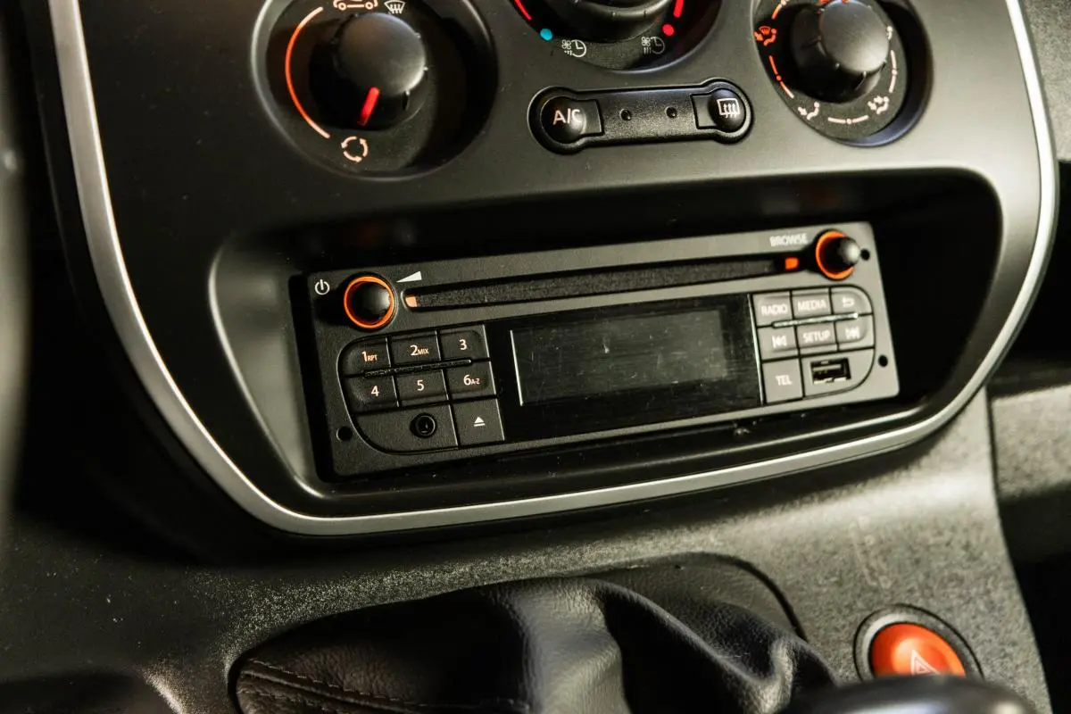 Renault Kangoo Z.E. 33 KW - IVA DEDUTIVÉL - BATERIAS PRÓPRIAS 30