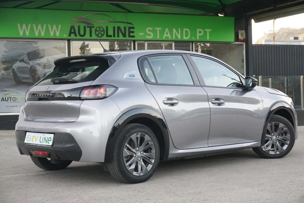 Peugeot e-208 50 kWh Active Pack 4