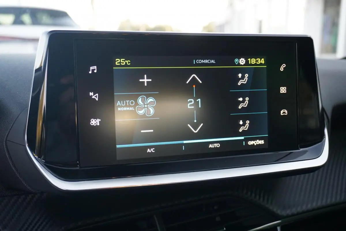 Peugeot e-208 50 kWh Active Pack 23