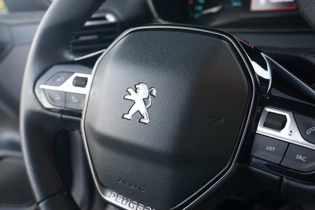 Peugeot e-208 50 kWh Active Pack 27