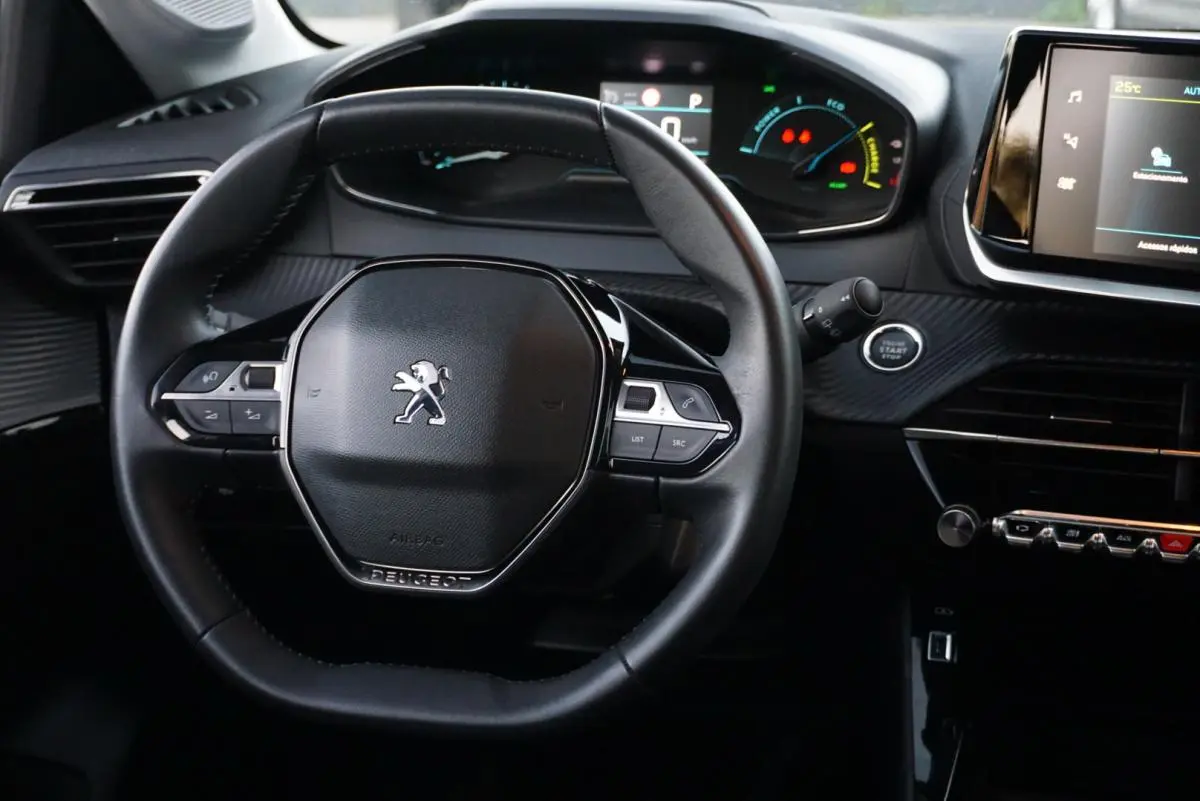 Peugeot e-208 50 kWh Active Pack 38