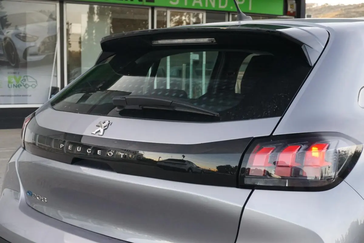 Peugeot e-208 50 kWh Active Pack 41