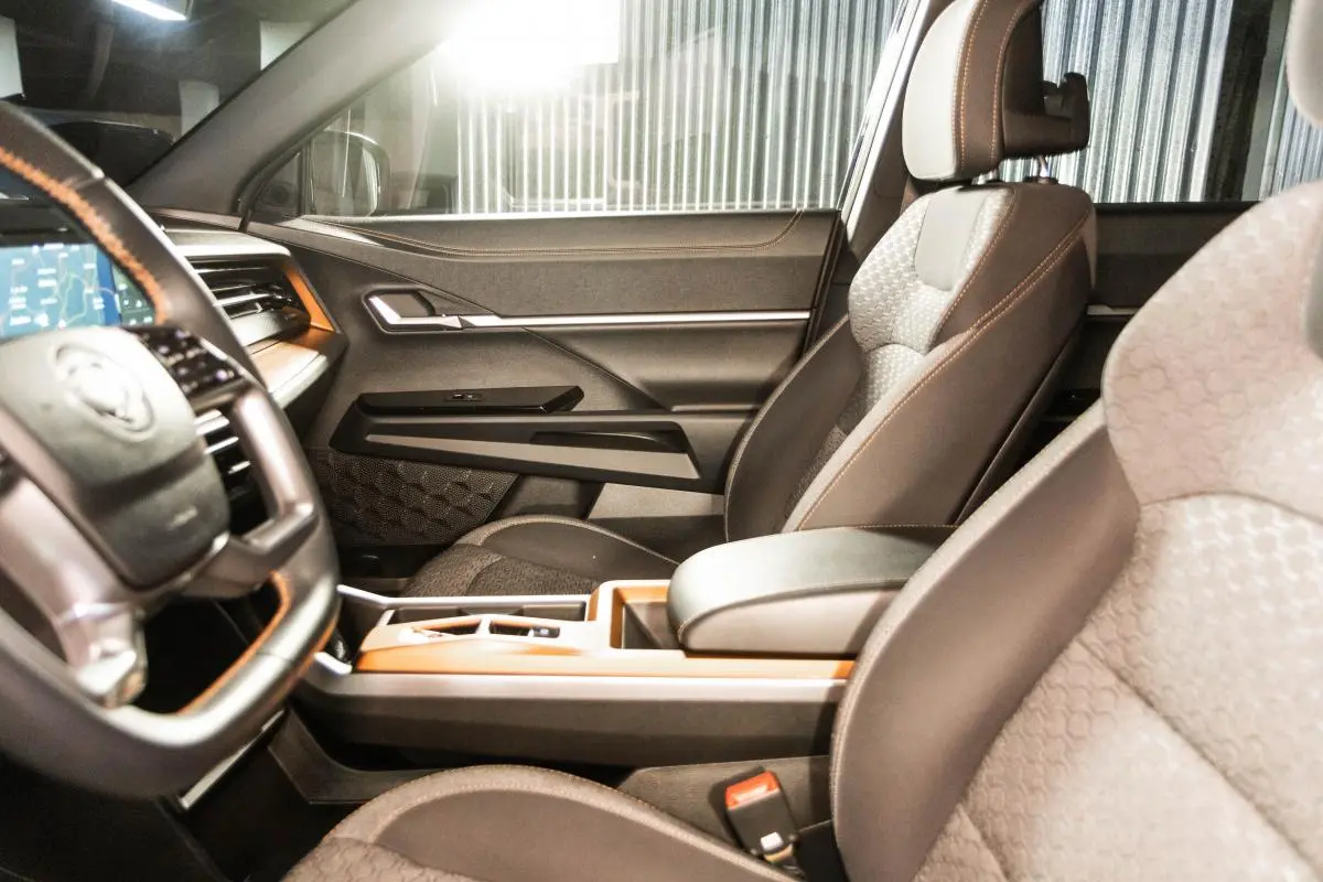 KGM Torres EVX 73.4 kWh K3 37