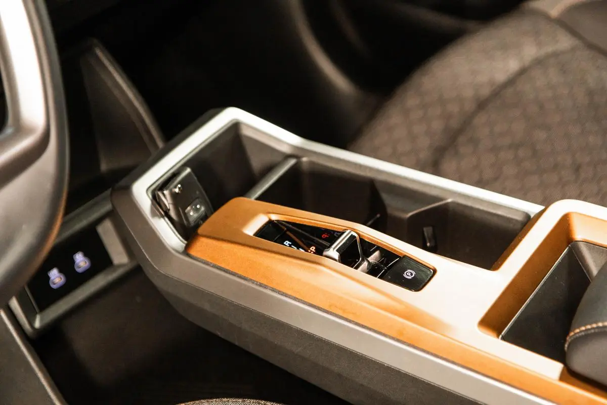 KGM Torres EVX 73.4 kWh K3 39