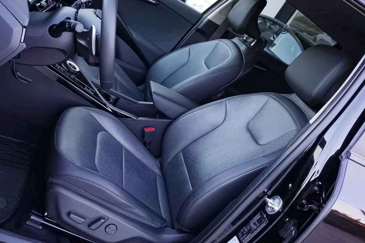 Kia Niro EV 64kWh Tech Premium Business 6