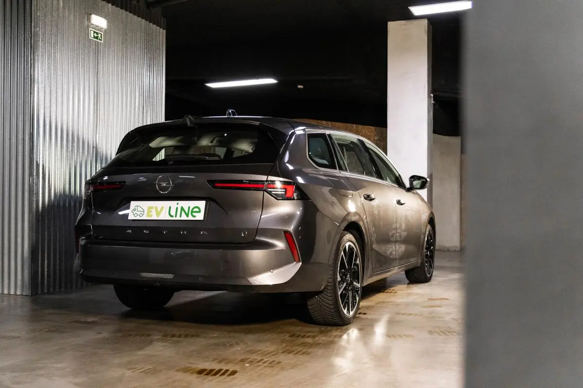 Opel Astra Sports Tourer 54 kWh Edition 9