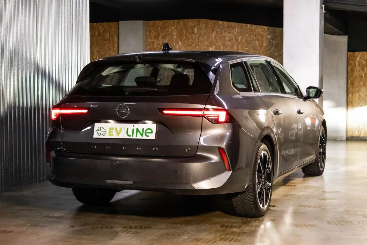 Opel Astra Sports Tourer 54 kWh Edition 10