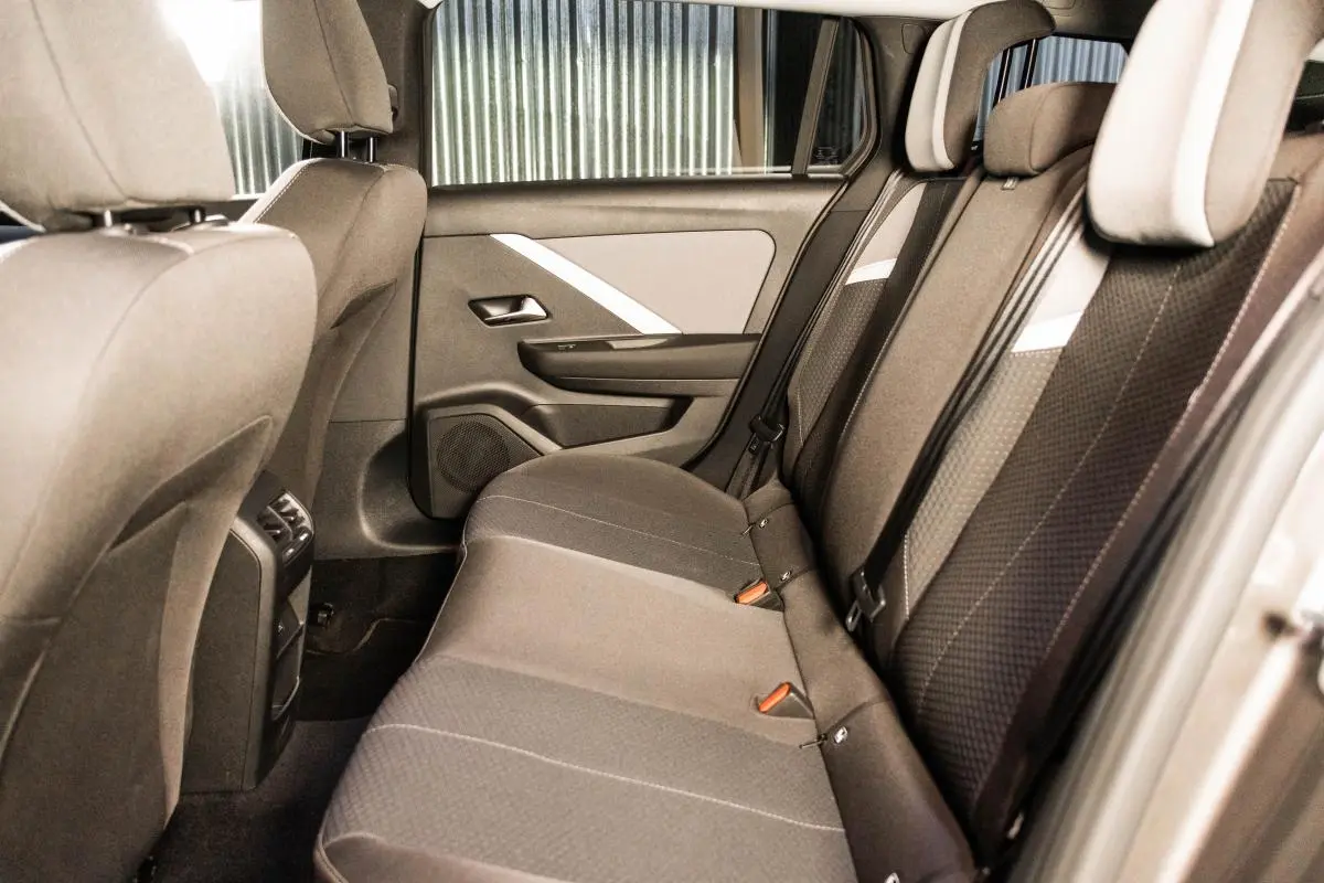 Opel Astra Sports Tourer 54 kWh Edition 36