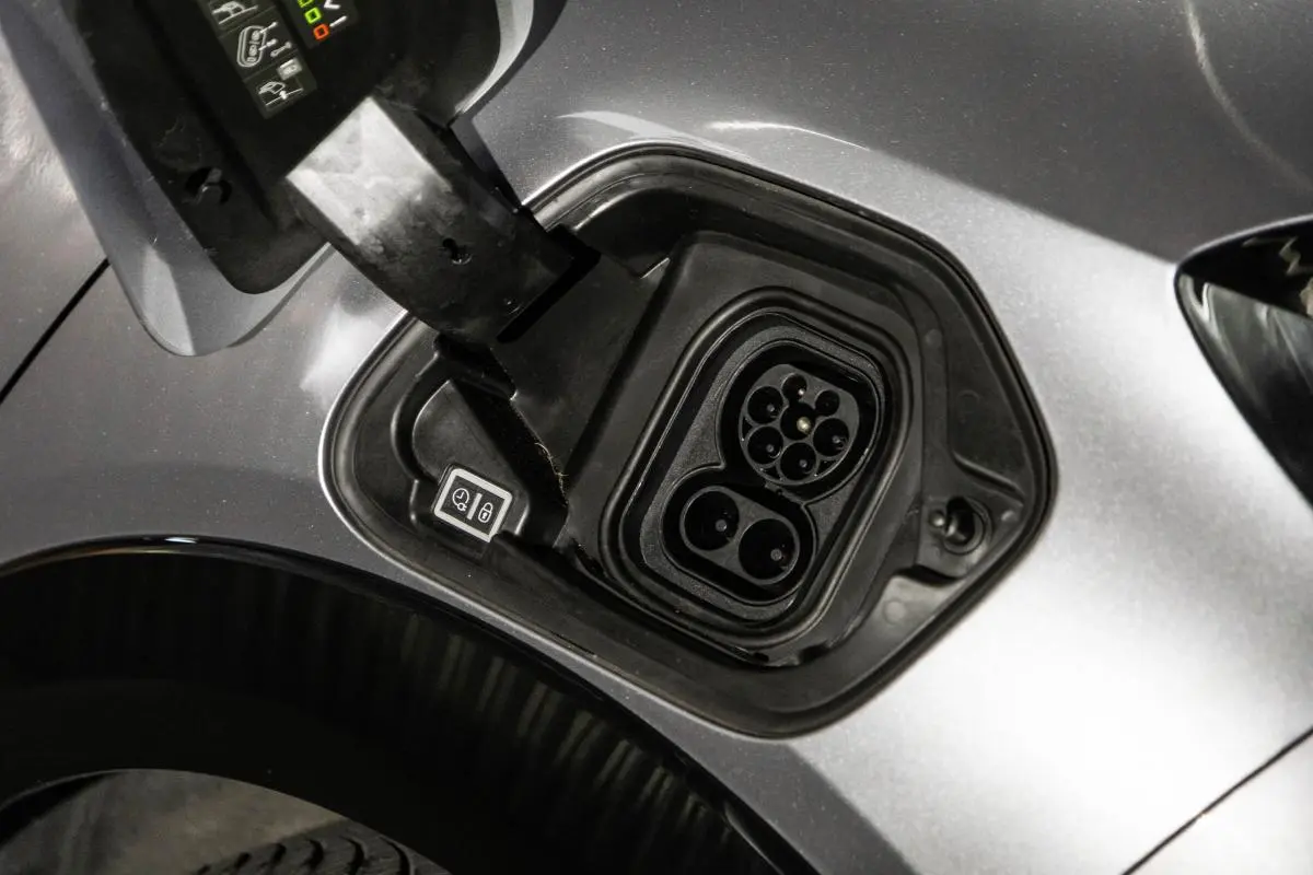 Peugeot e-208 50 kWh Active Active Business 41