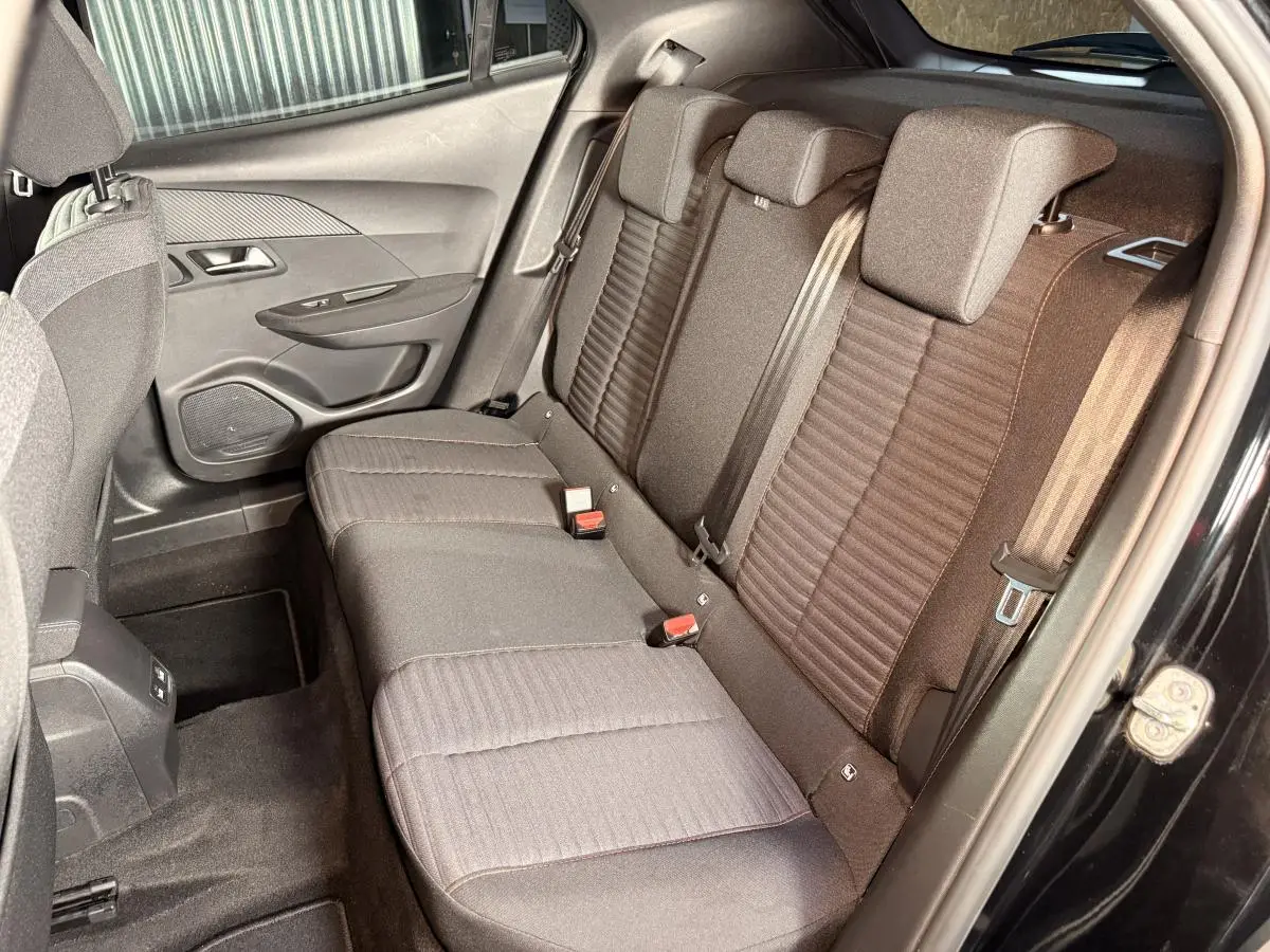 Peugeot e-2008 50 kWh Active Pack 36