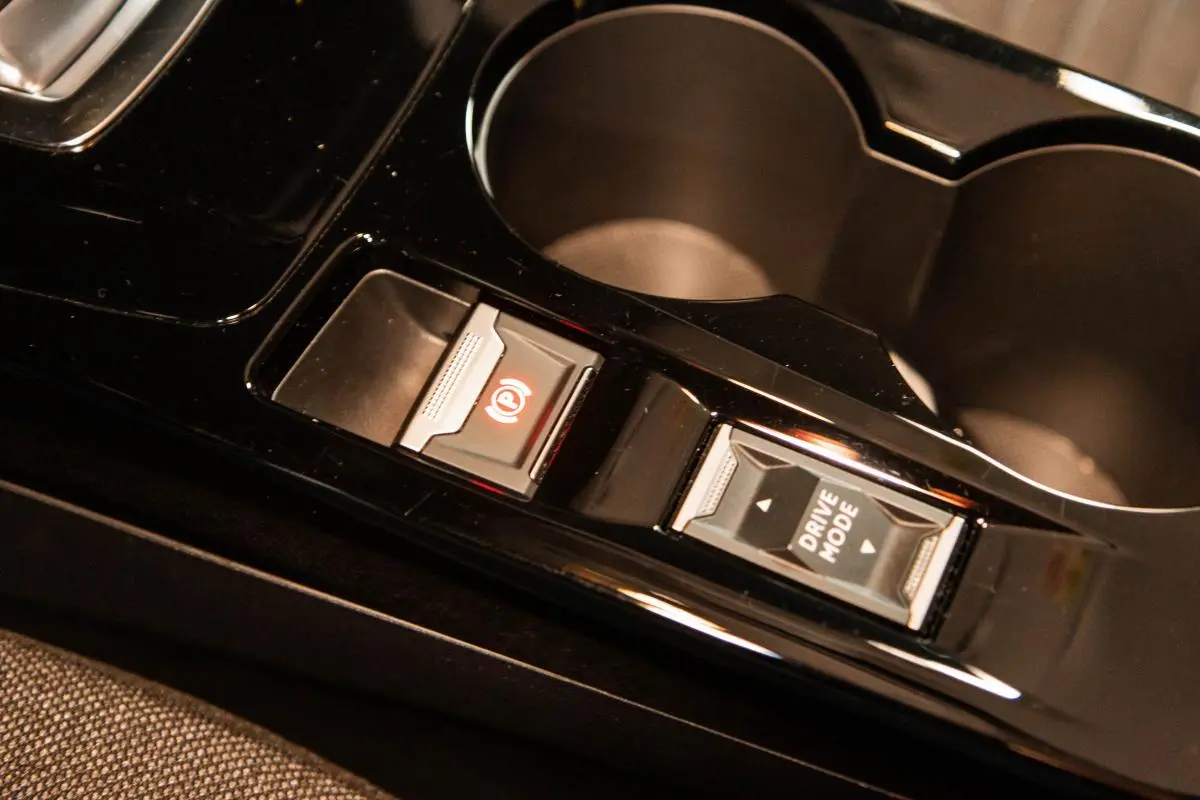 Peugeot e-208 50 kWh Active Active Business 30