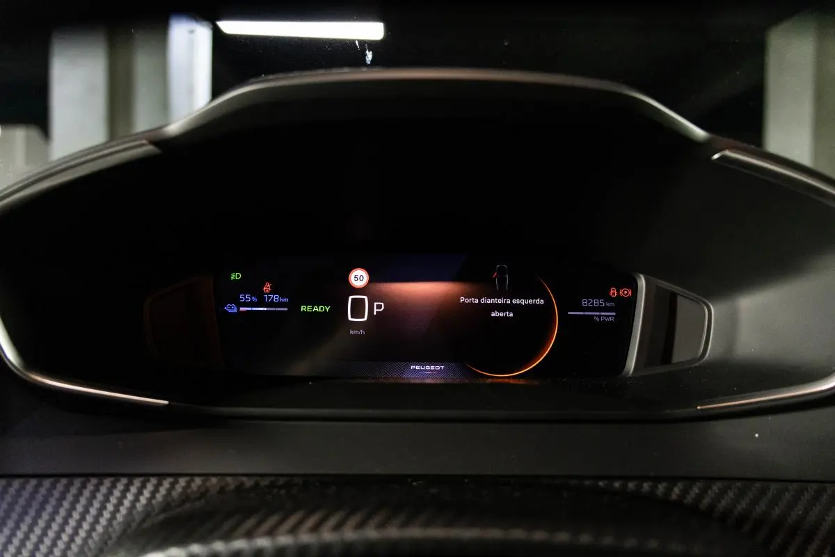 Peugeot e-2008 54 kWh Allure 23