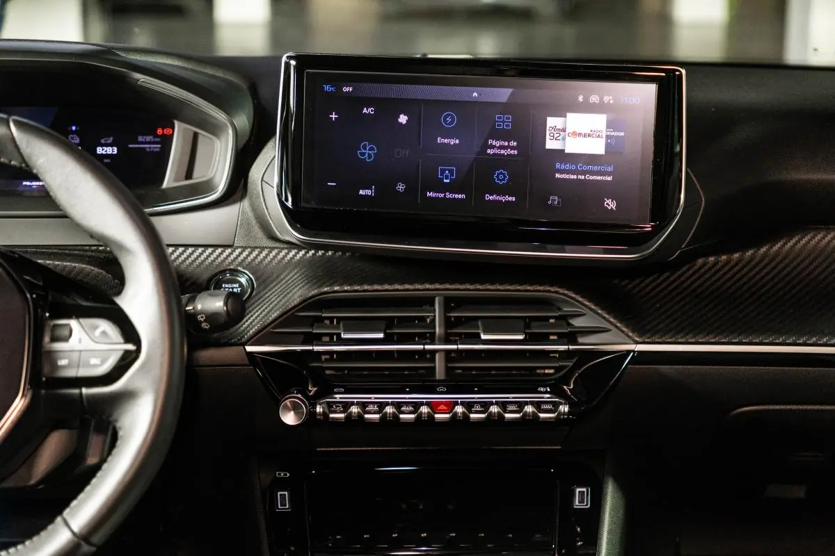 Peugeot e-2008 54 kWh Allure 25