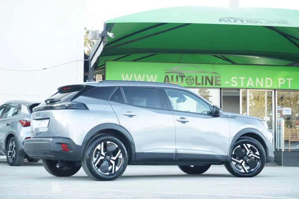 Peugeot e-2008 54 kWh Allure 3