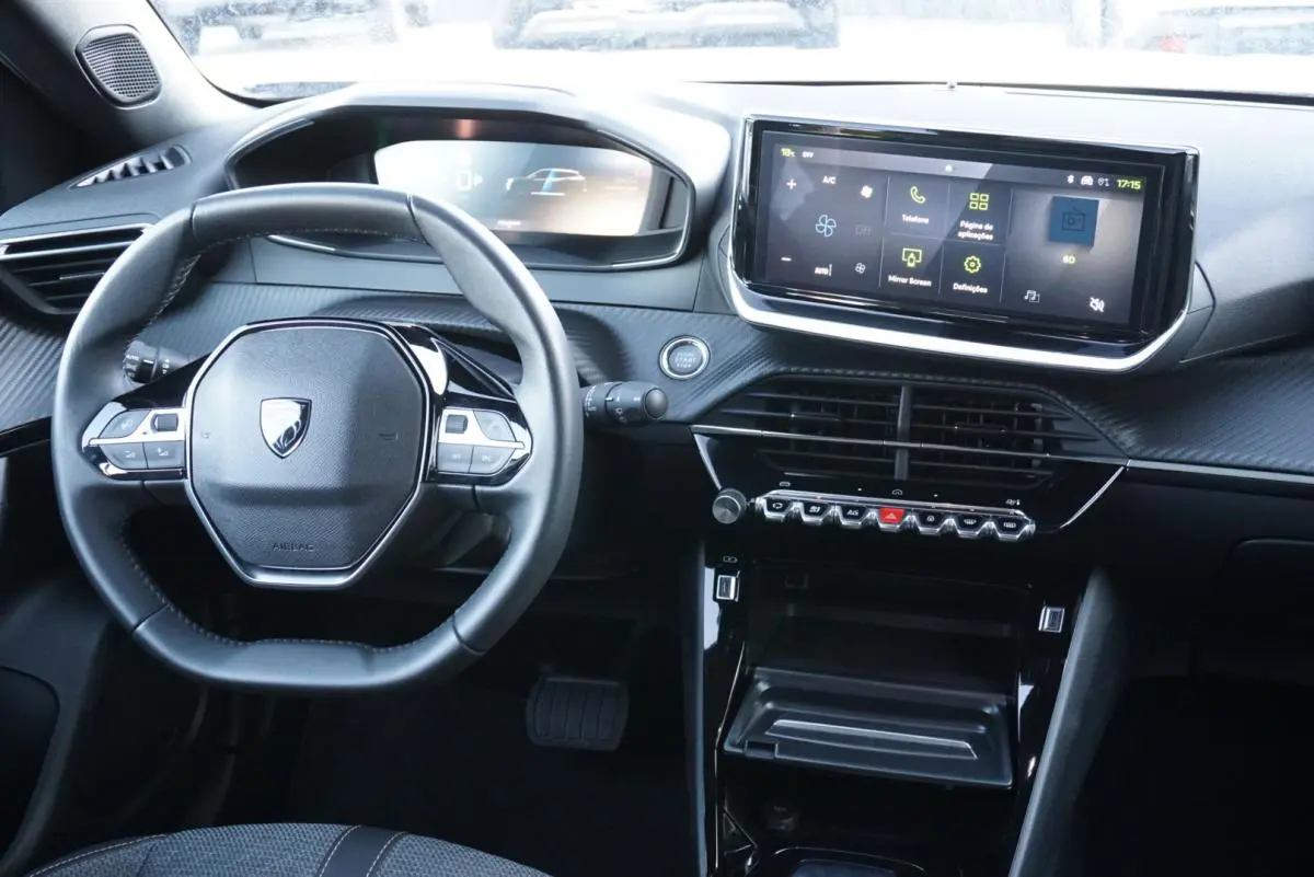 Peugeot e-2008 54 kWh Allure 46