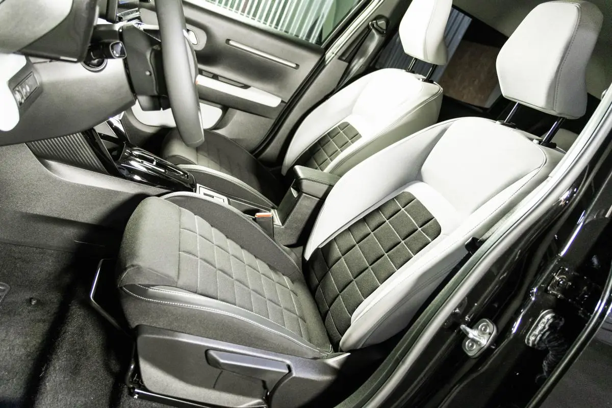 Citroen e-C3 44 kWh Autonomia Conforto Max 33