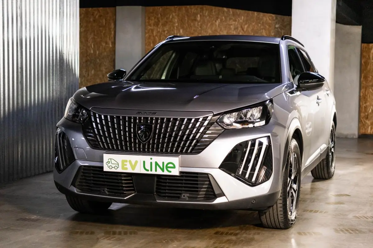 Peugeot e-2008 54 kWh Allure 4