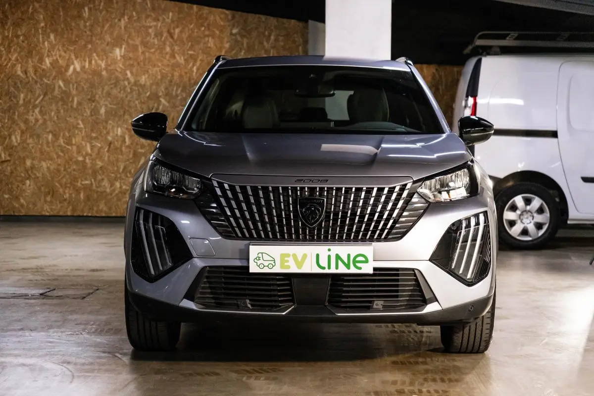 Peugeot e-2008 54 kWh Allure 5
