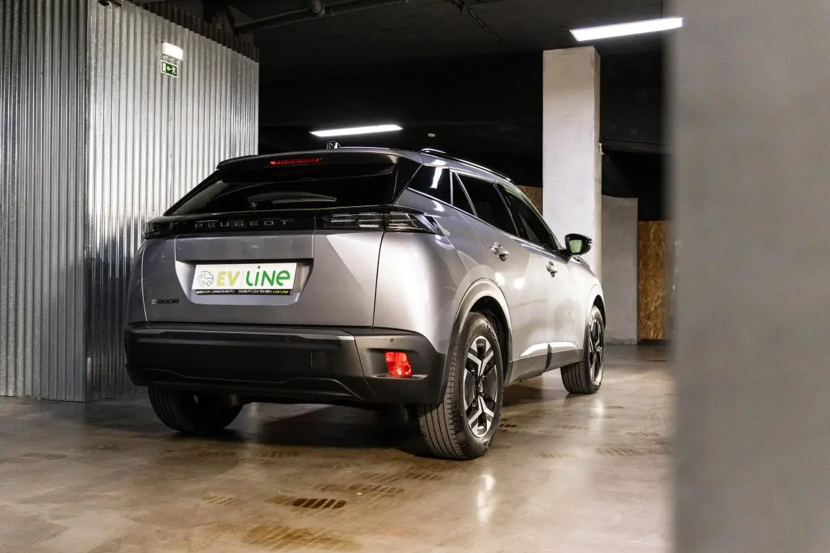Peugeot e-2008 54 kWh Allure 10