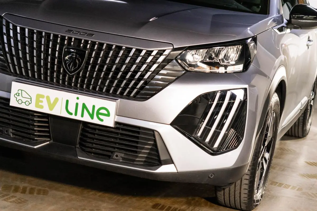 Peugeot e-2008 54 kWh Allure 14