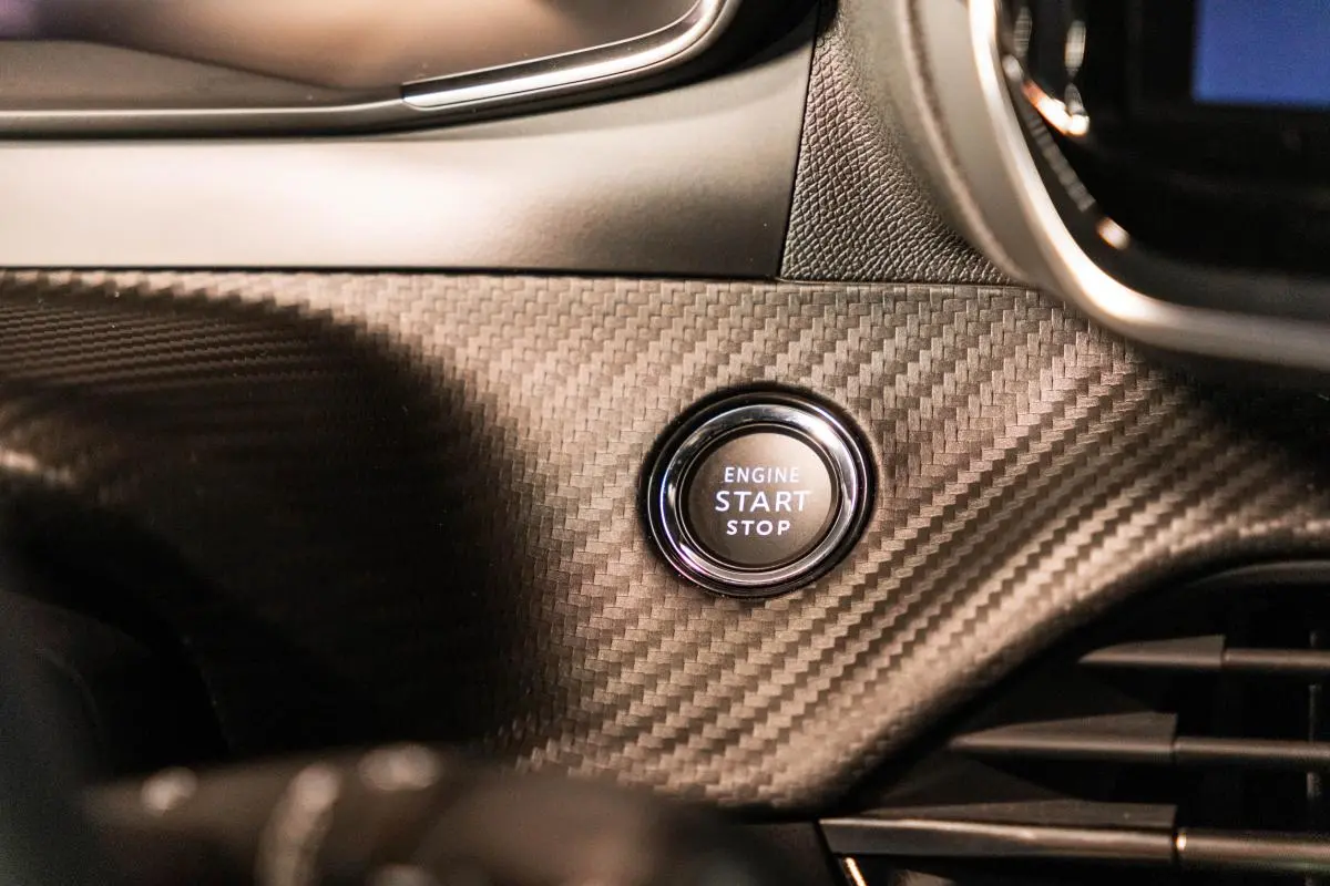 Peugeot e-2008 54 kWh Allure 27