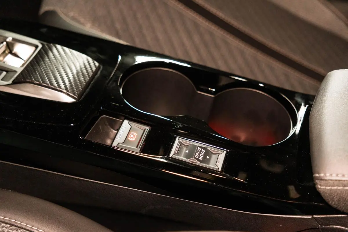 Peugeot e-2008 54 kWh Allure 34