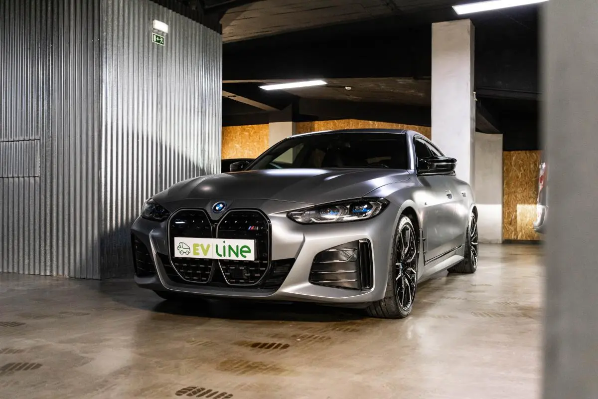 BMW i4 M50 Pack Desportivo M Pro 3