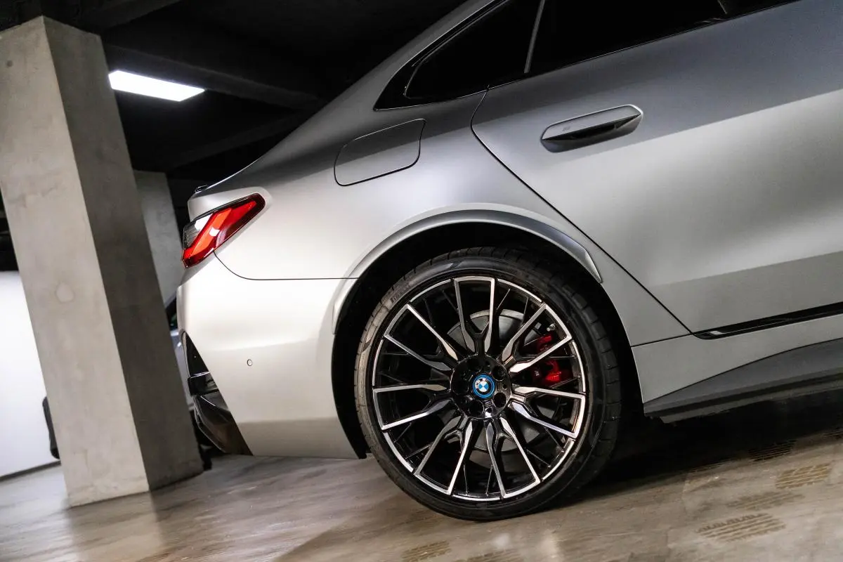BMW i4 M50 Pack Desportivo M Pro 15