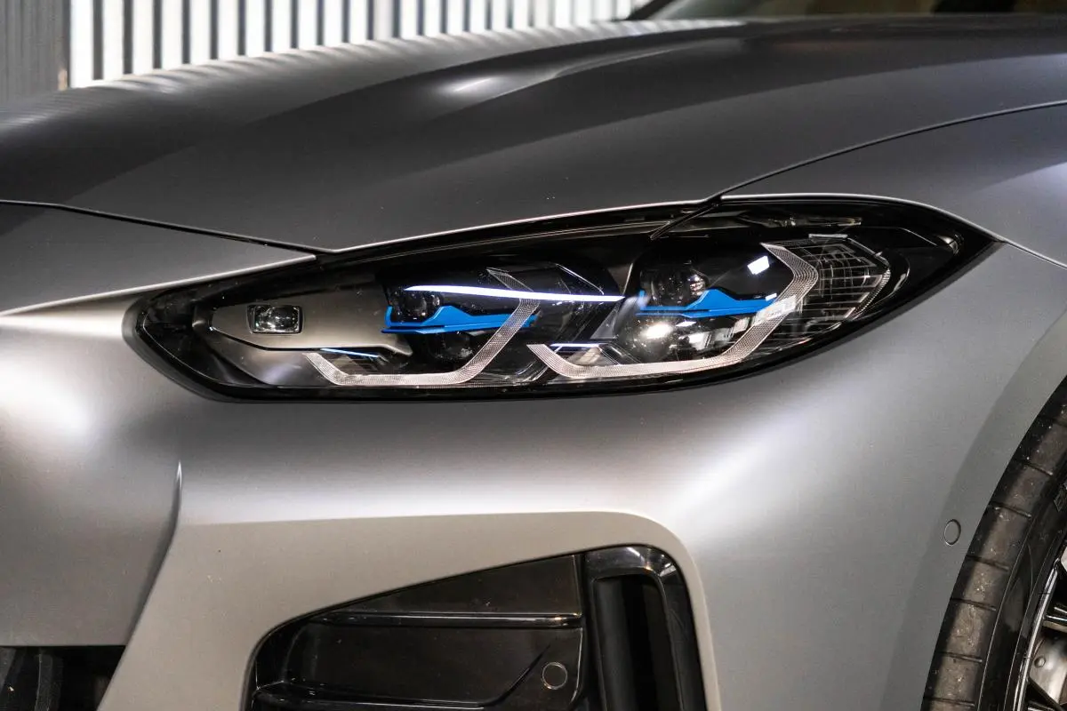 BMW i4 M50 Pack Desportivo M Pro 16