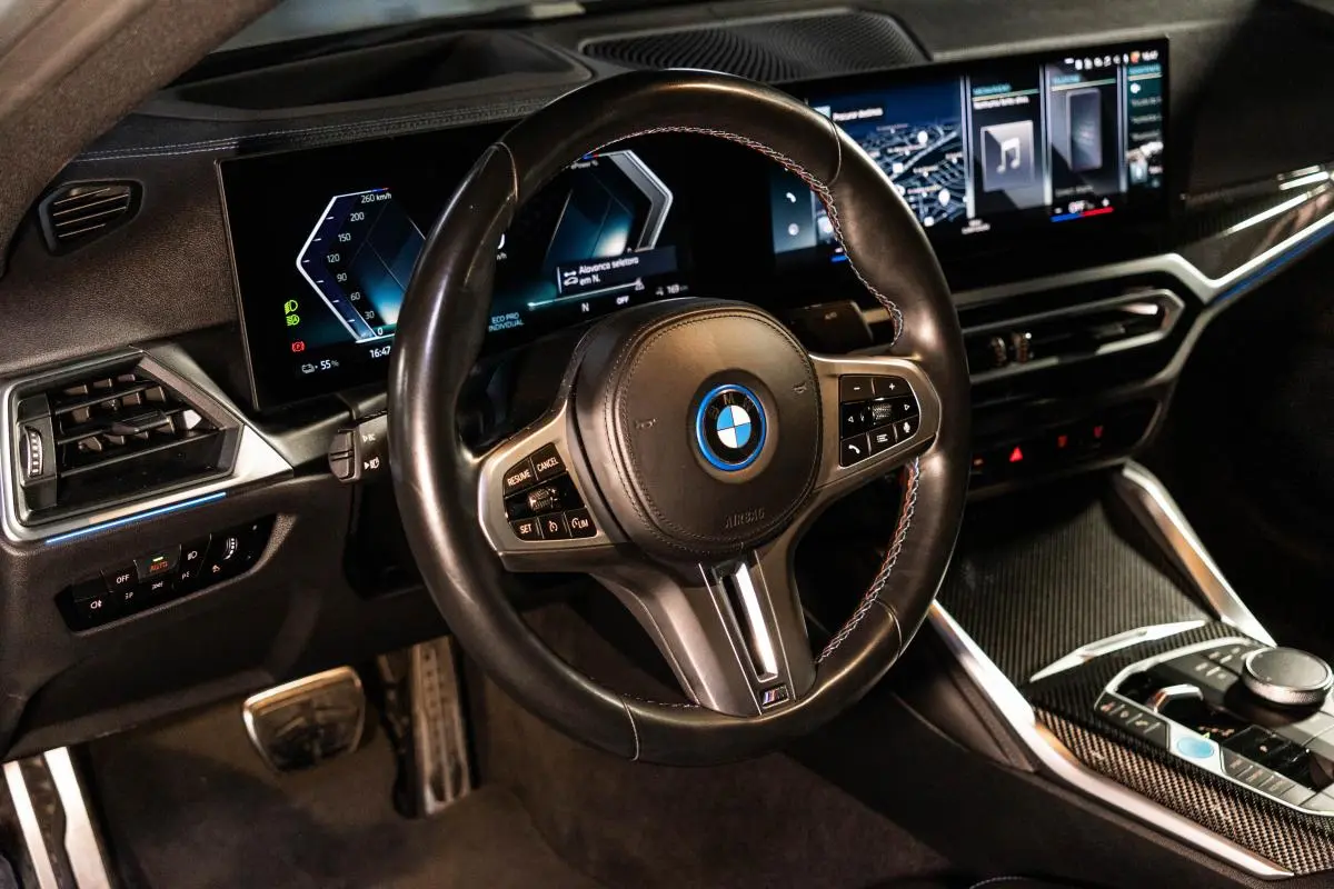 BMW i4 M50 Pack Desportivo M Pro 23