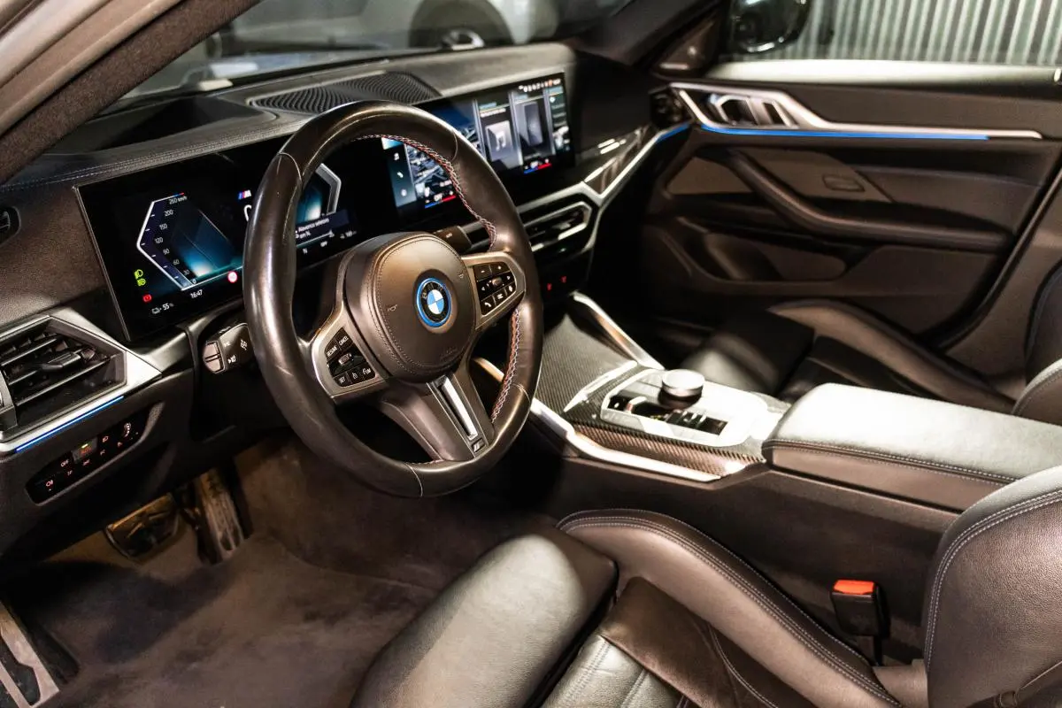 BMW i4 M50 Pack Desportivo M Pro 24