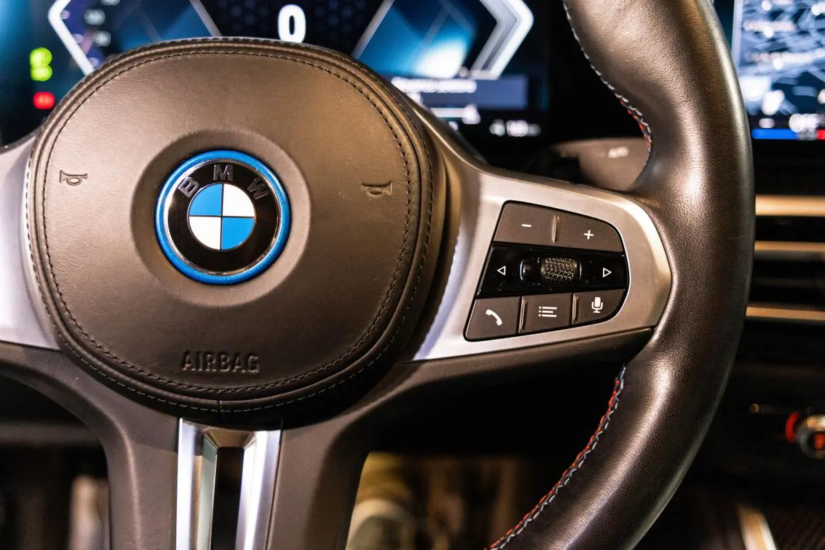 BMW i4 M50 Pack Desportivo M Pro 29