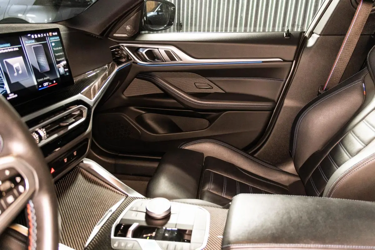 BMW i4 M50 Pack Desportivo M Pro 41