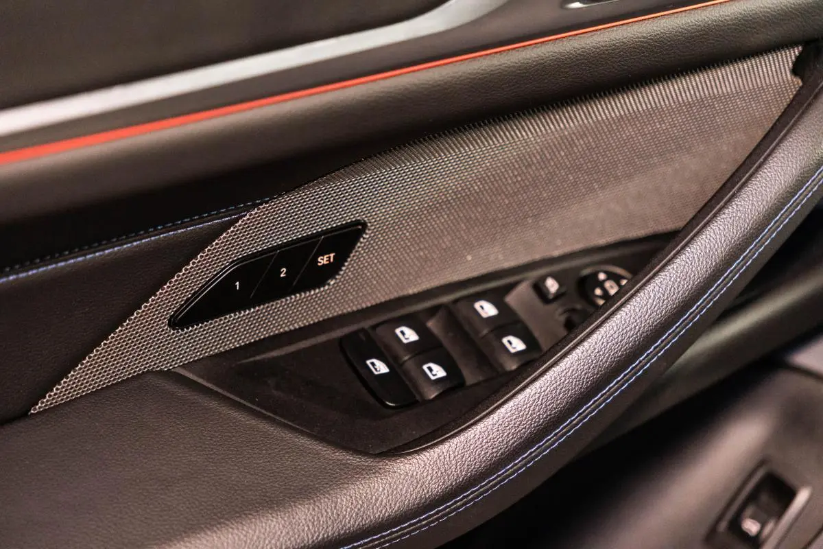 BMW i4 M50 Pack Desportivo M Pro 52