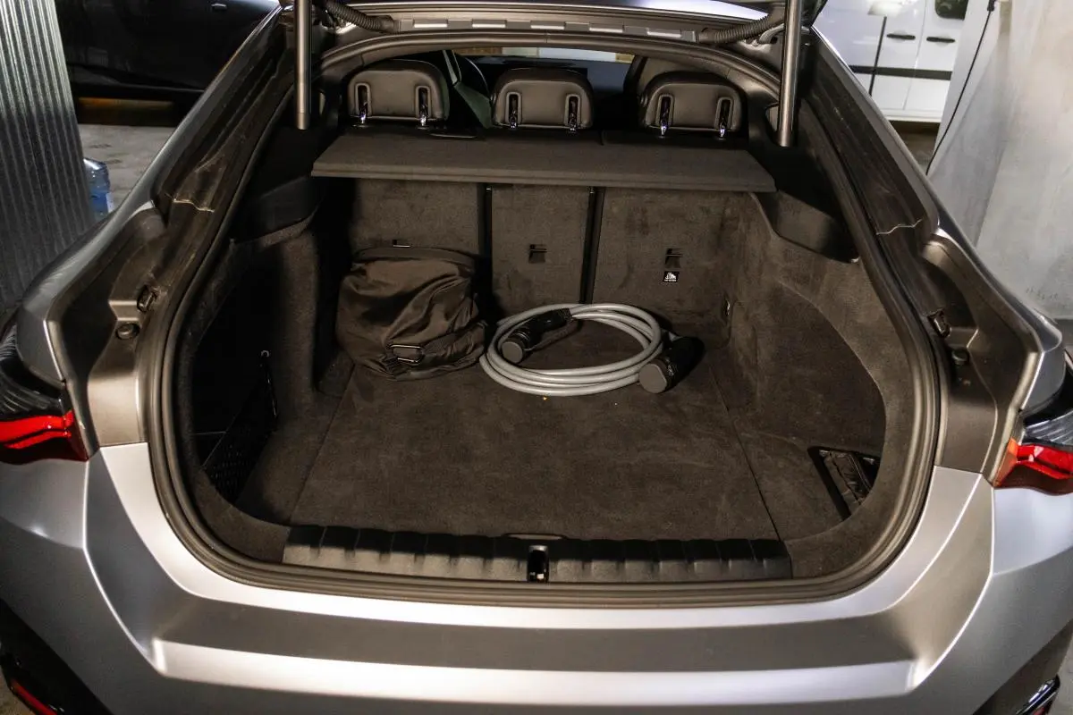 BMW i4 M50 Pack Desportivo M Pro 56