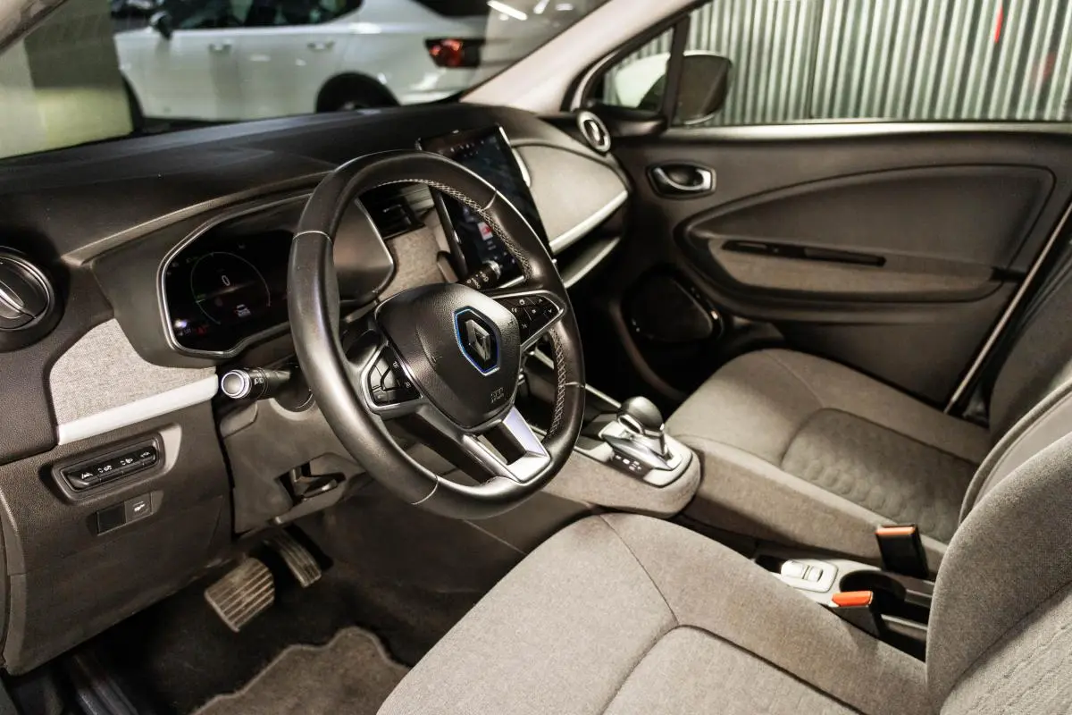 Renault Zoe (c/ Bateria) Intens 50 17