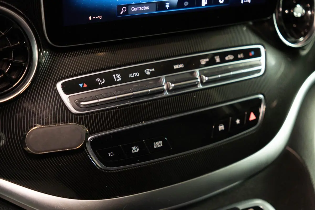 Mercedes-Benz EQV 27