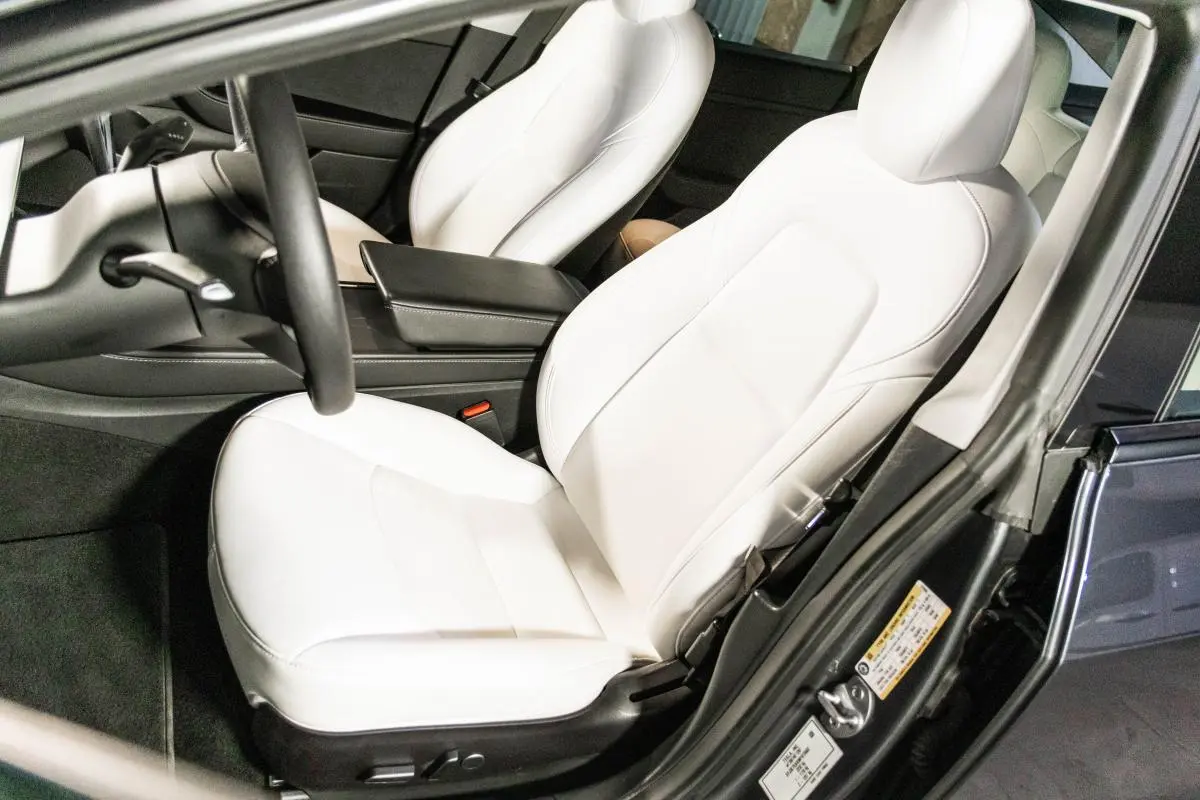 Tesla Model 3 Long Range AWD Dual Motor 29