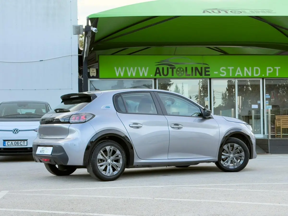 Peugeot e-208 Active Pack 4