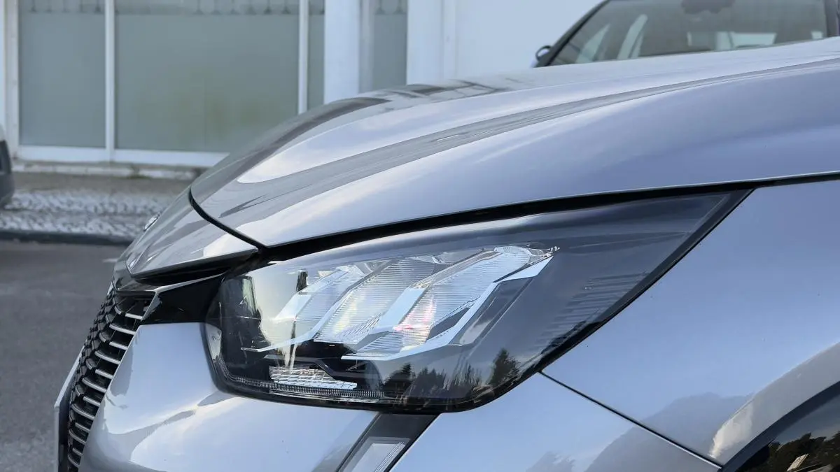 Peugeot e-208 Active Pack 10