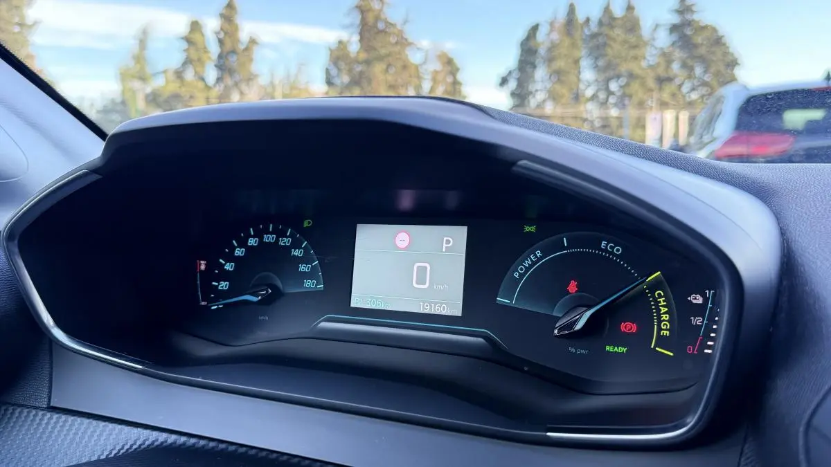 Peugeot e-208 Active Pack 19