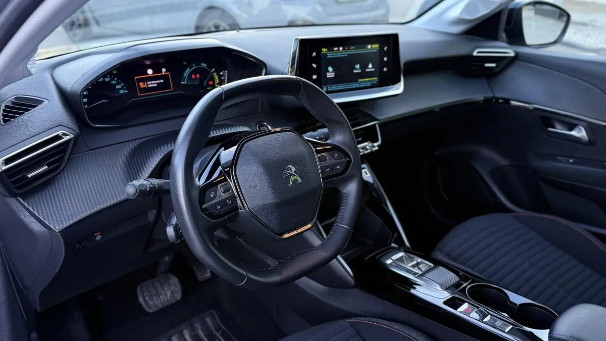 Peugeot e-208 Active Pack 29