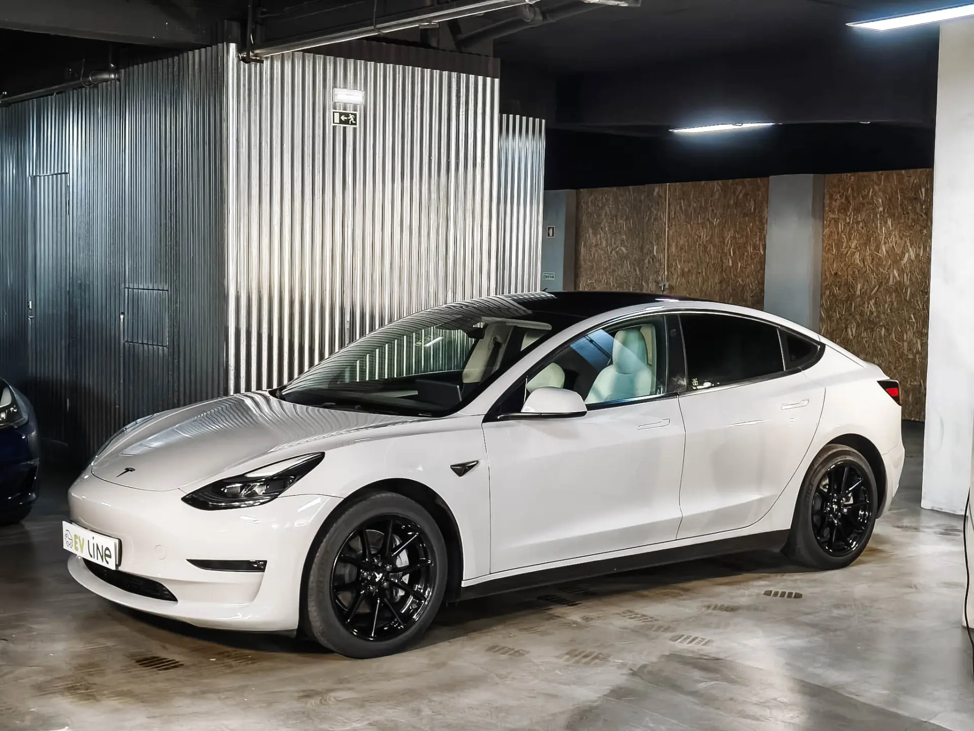 Tesla Model 3 Long Range Tração Integral 1