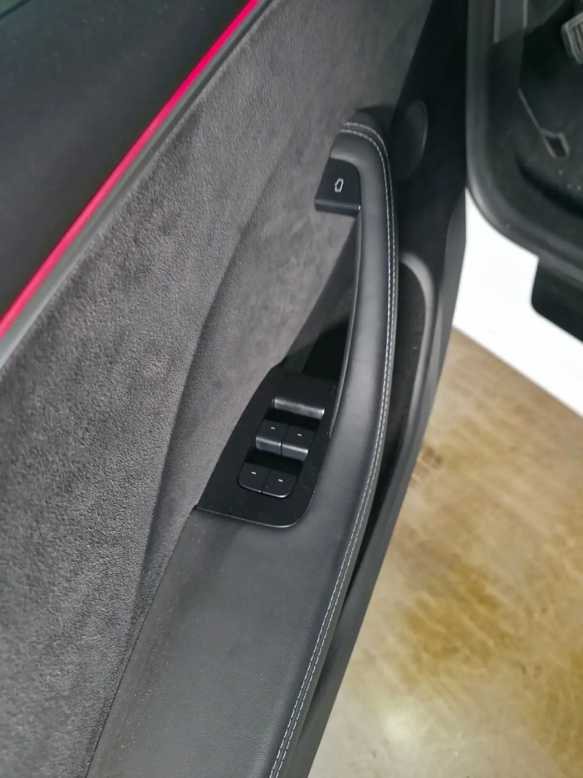 Tesla Model 3 Long Range Tração Integral 34