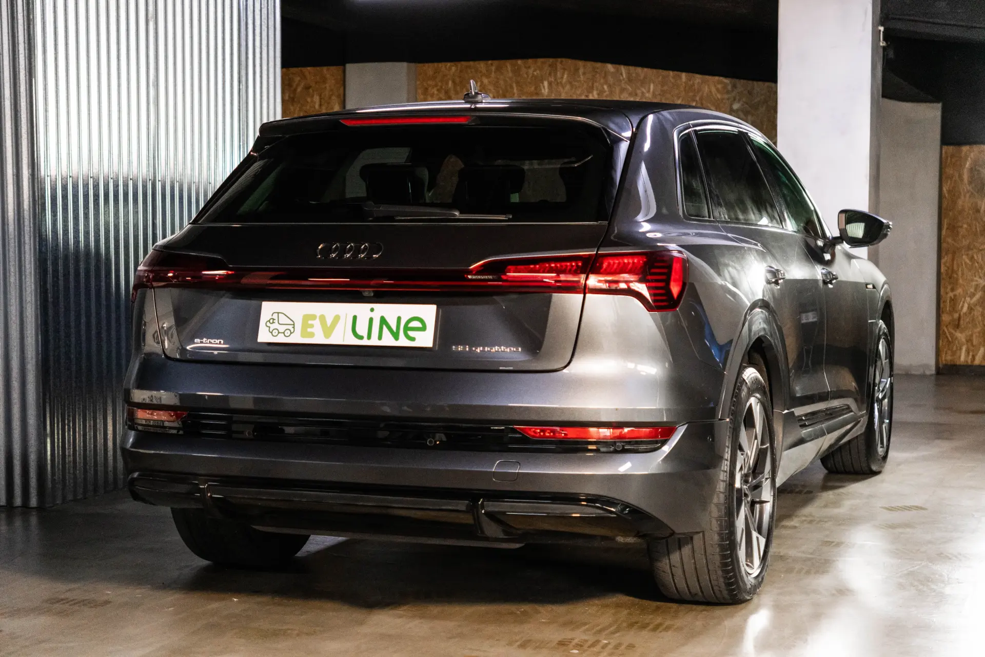 Audi e-tron 55 quattro 9