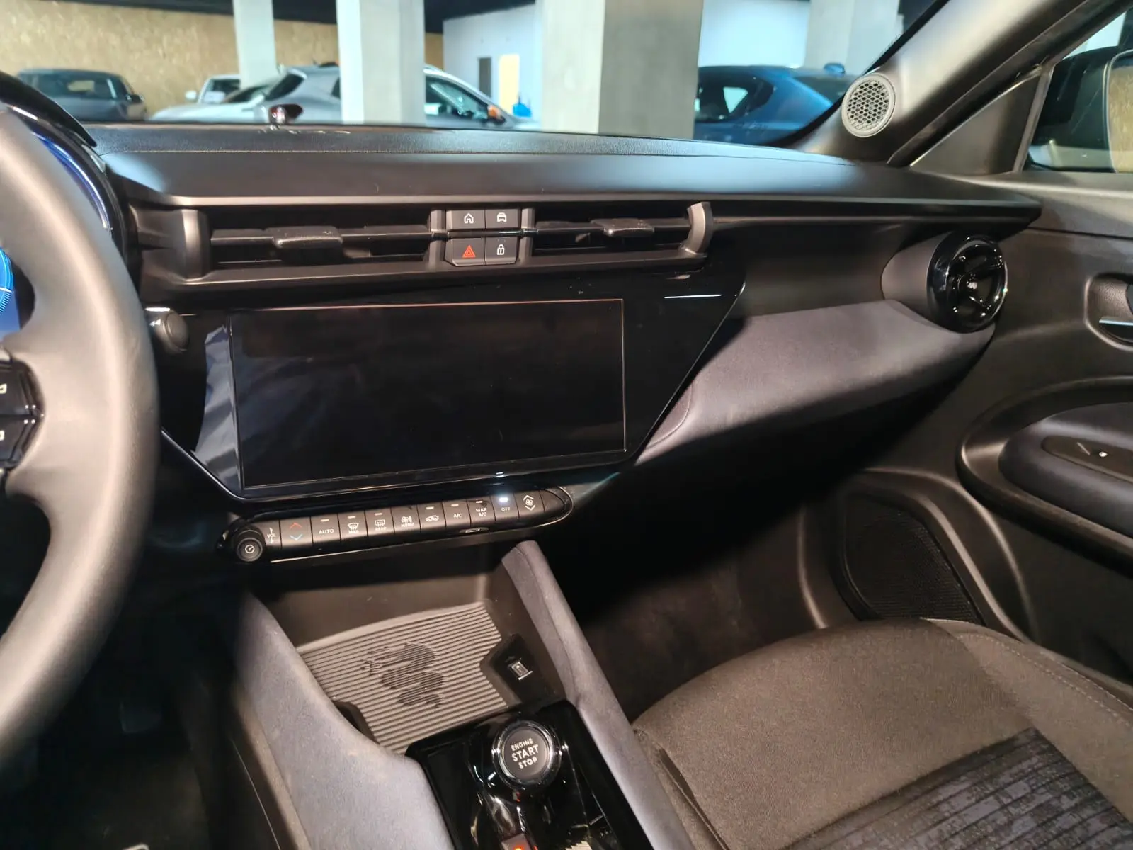 Alfa Romeo Junior Elletrica 50 kWh 18