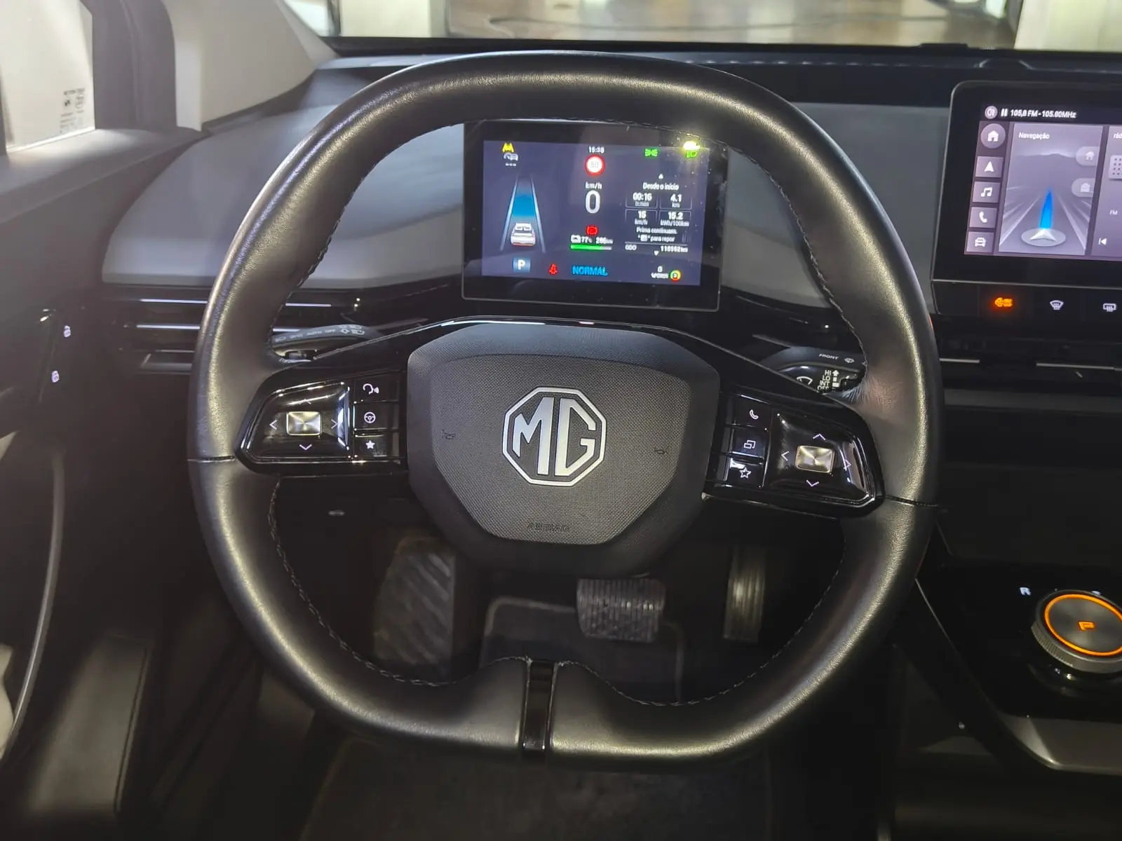 MG MG4 64 kWh Luxury 20