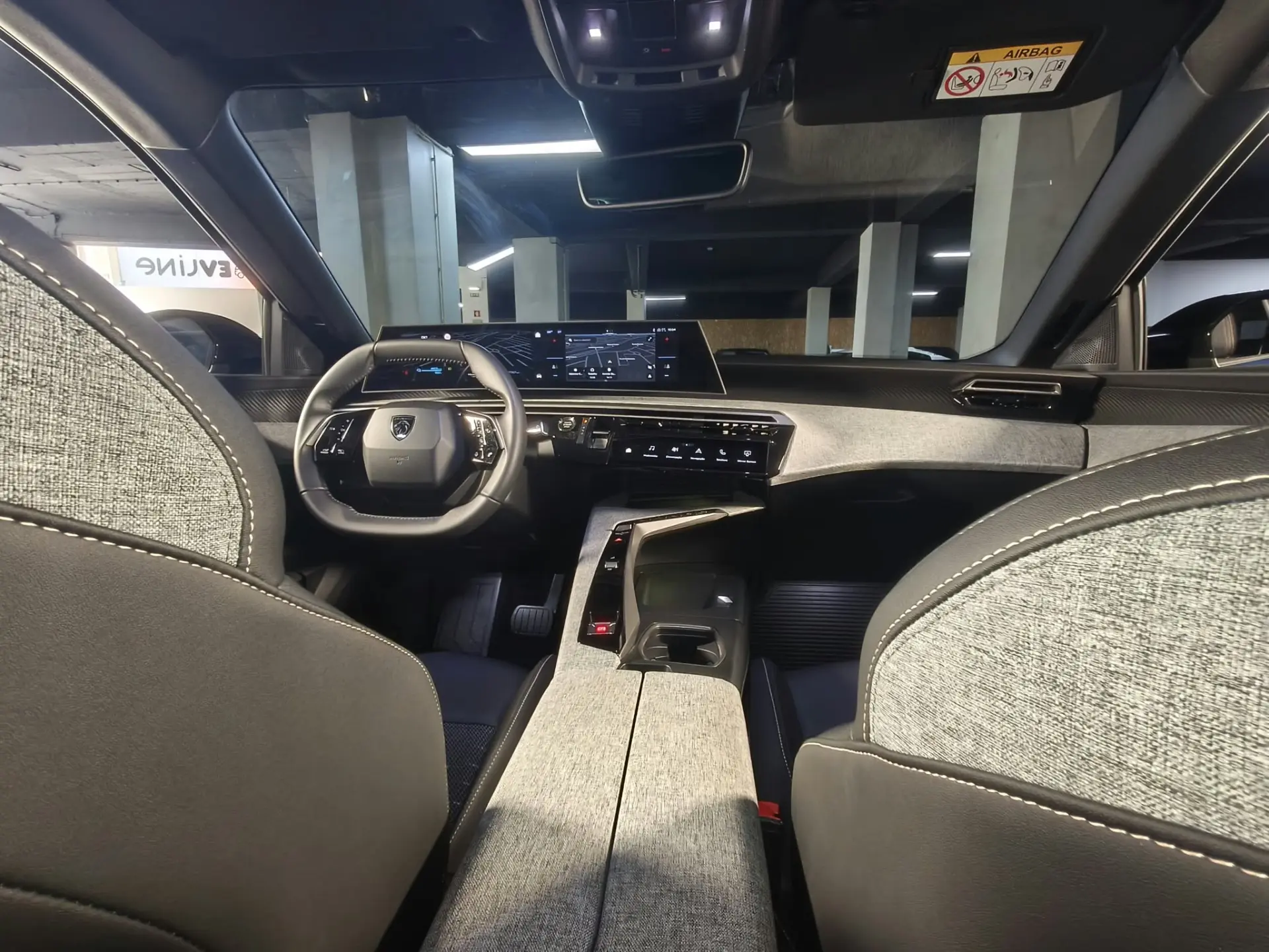 Peugeot E-3008 73 kWh Allure 25