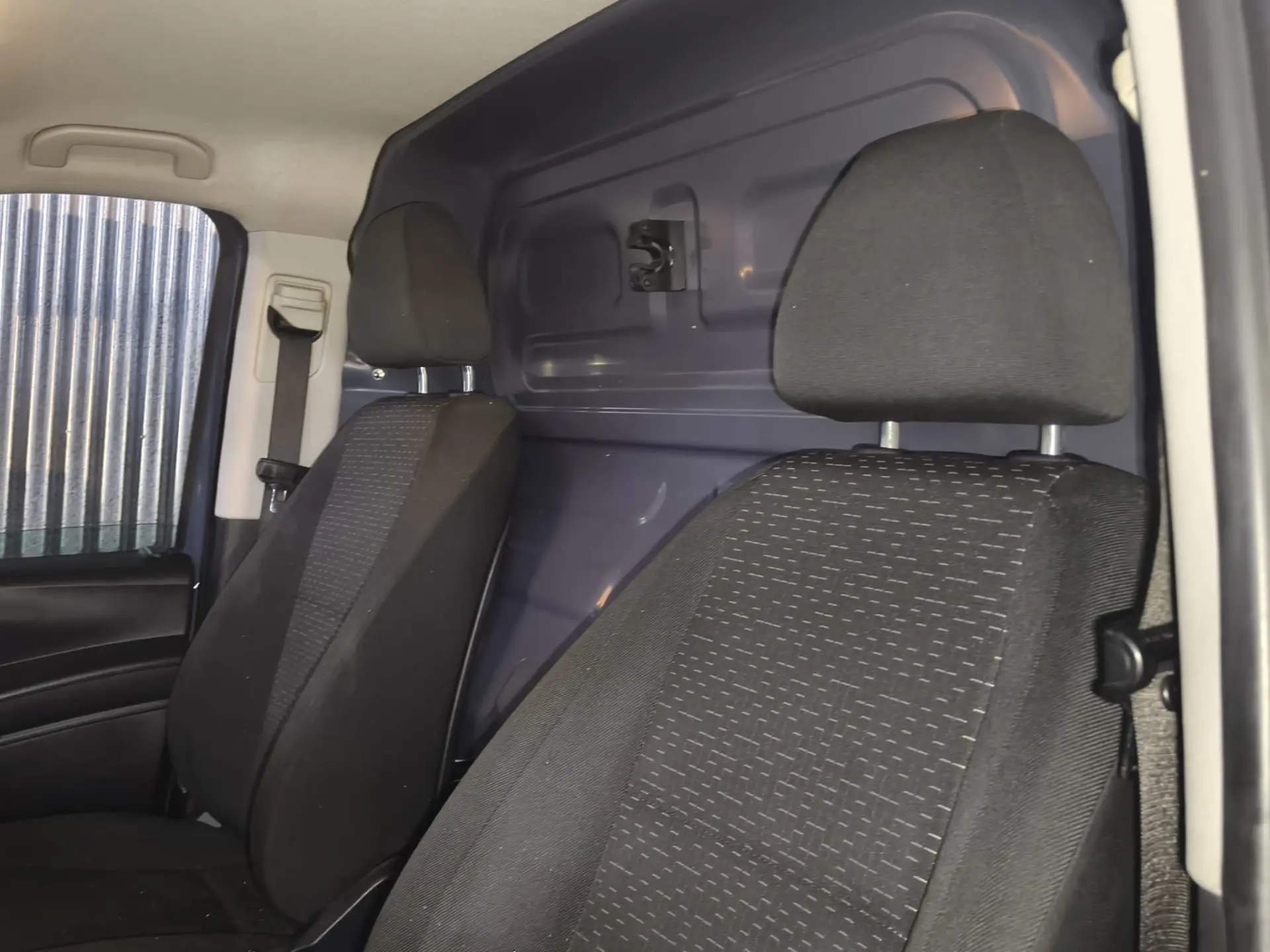 Mercedes-Benz eVito Tourer Extra-Longa PRO 17